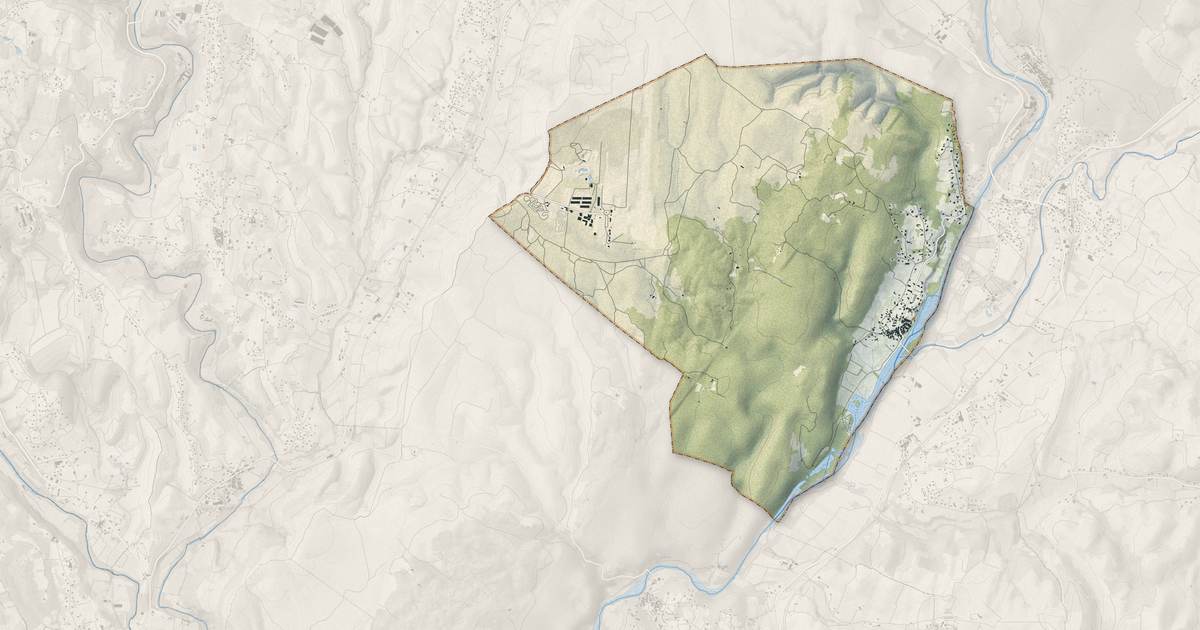 Portrait cartographique de Lanas : relief, eau, forêts, bâti et voies, calculés à partir des données de l'IGN