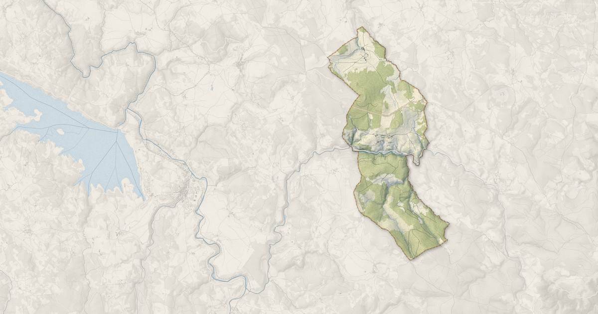 Portrait cartographique de Lavillatte : relief, eau, forêts, bâti et voies, calculés à partir des données de l'IGN