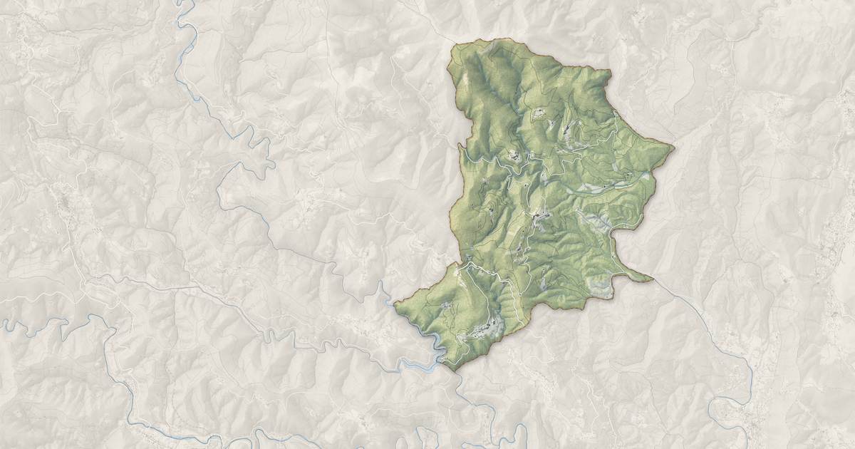 Portrait cartographique de Malbosc : relief, eau, forêts, bâti et voies, calculés à partir des données de l'IGN