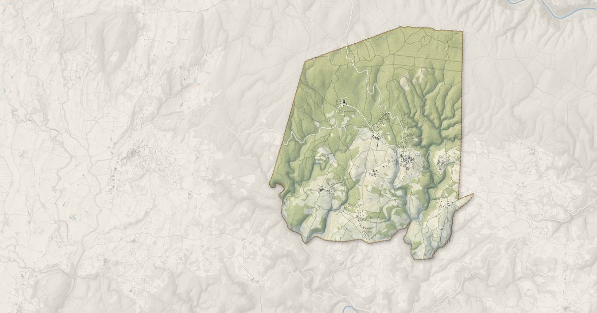 Portrait cartographique de Orgnac-l'Aven : relief, eau, forêts, bâti et voies, calculés à partir des données de l'IGN
