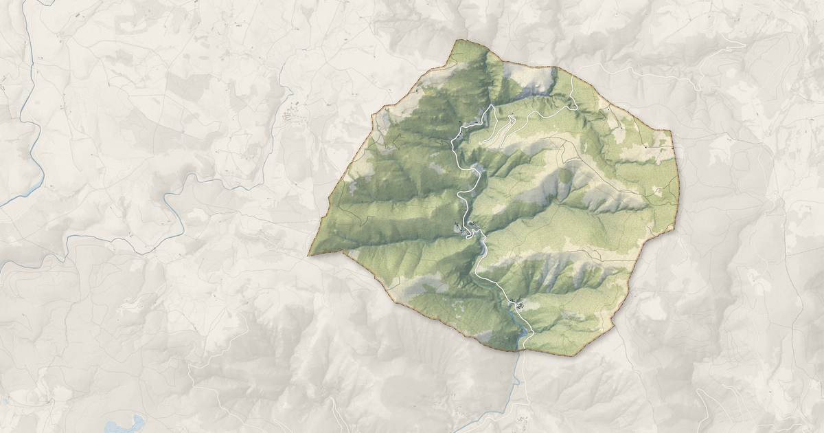 Portrait cartographique de Péreyres : relief, eau, forêts, bâti et voies, calculés à partir des données de l'IGN