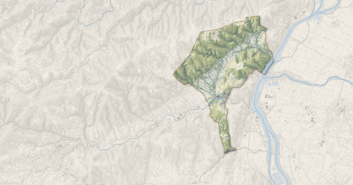 Portrait cartographique de Rompon : relief, eau, forêts, bâti et voies, calculés à partir des données de l'IGN