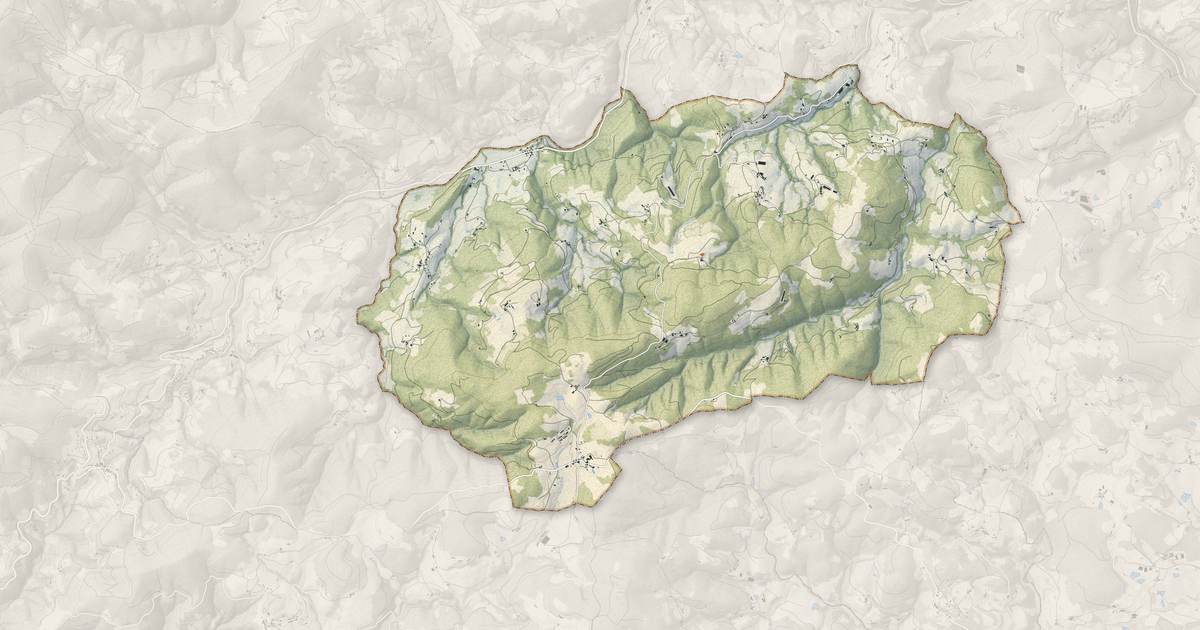 Portrait cartographique de Saint-Basile : relief, eau, forêts, bâti et voies, calculés à partir des données de l'IGN