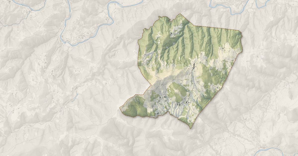 Portrait cartographique de Saint-Cierge-la-Serre : relief, eau, forêts, bâti et voies, calculés à partir des données de l'IGN