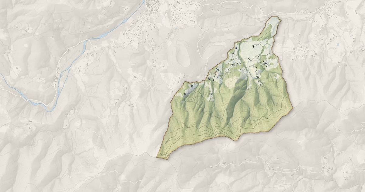 Portrait cartographique de Saint-Cirgues-de-Prades : relief, eau, forêts, bâti et voies, calculés à partir des données de l'IGN