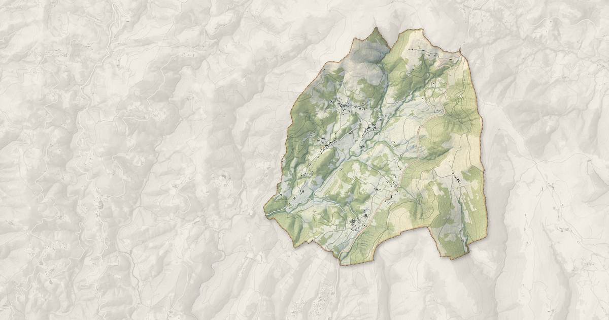 Portrait cartographique de Saint-Étienne-de-Boulogne : relief, eau, forêts, bâti et voies, calculés à partir des données de l'IGN