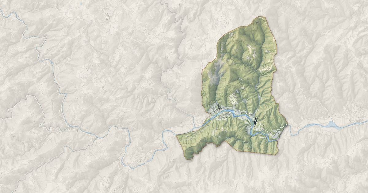 Portrait cartographique de Saint-Fortunat-sur-Eyrieux : relief, eau, forêts, bâti et voies, calculés à partir des données de l'IGN