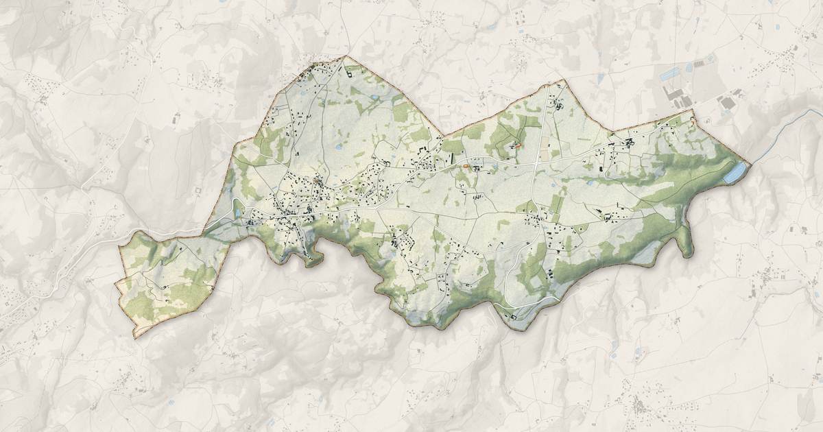 Portrait cartographique de Saint-Romain-d'Ay : relief, eau, forêts, bâti et voies, calculés à partir des données de l'IGN