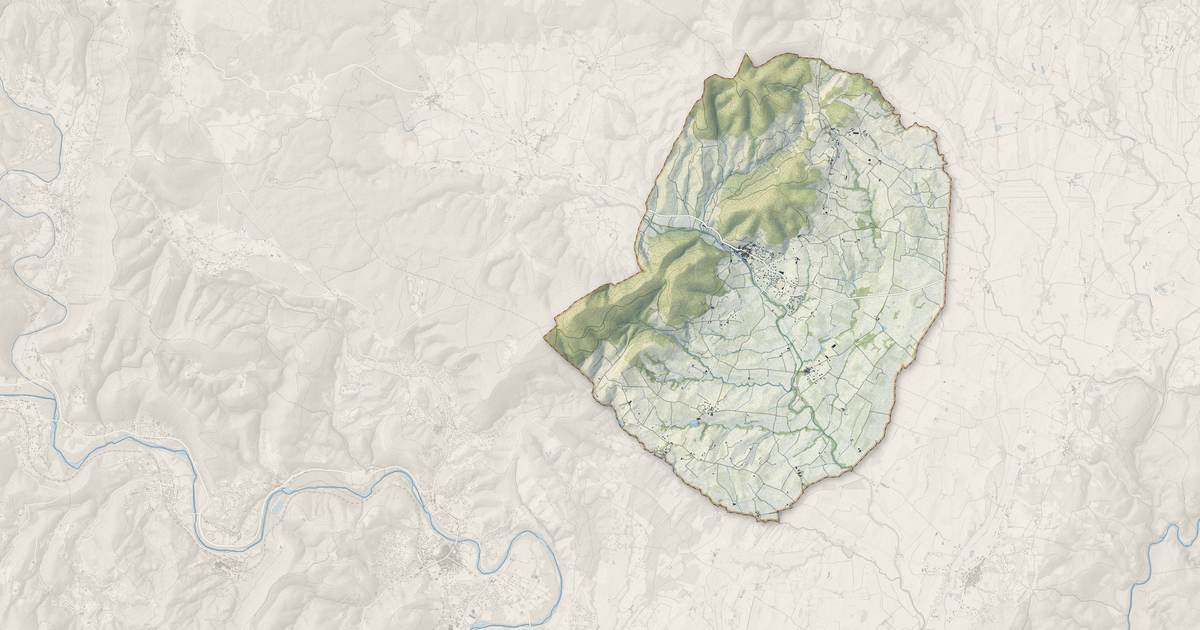 Portrait cartographique de Saint-Sauveur-de-Cruzières : relief, eau, forêts, bâti et voies, calculés à partir des données de l'IGN
