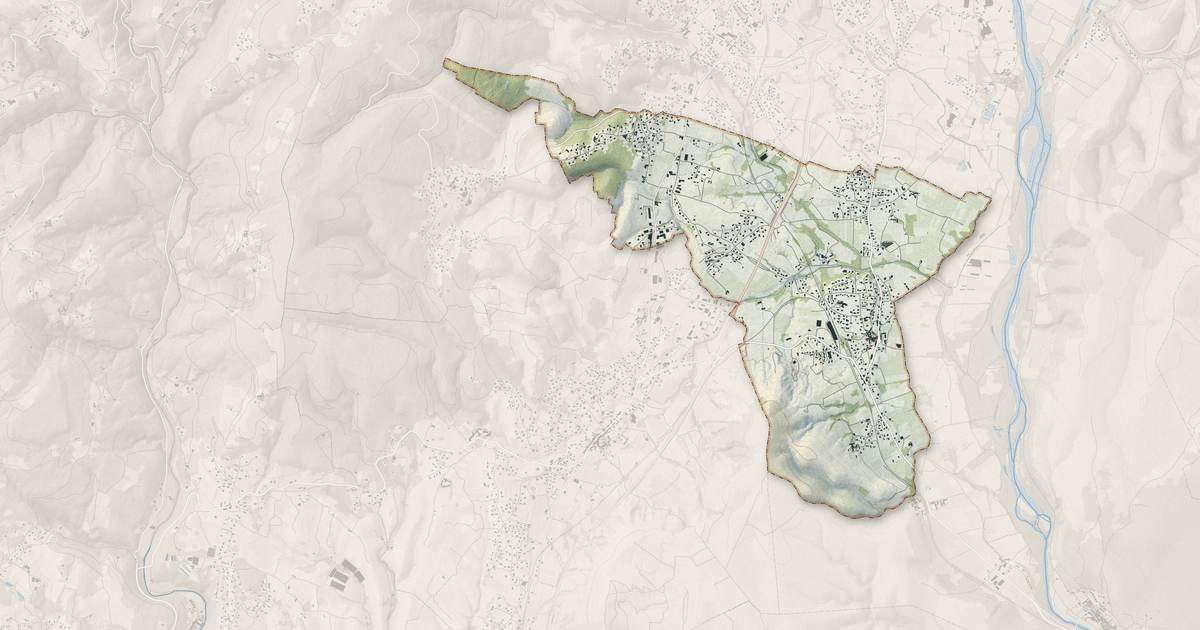 Portrait cartographique de Saint-Sernin : relief, eau, forêts, bâti et voies, calculés à partir des données de l'IGN
