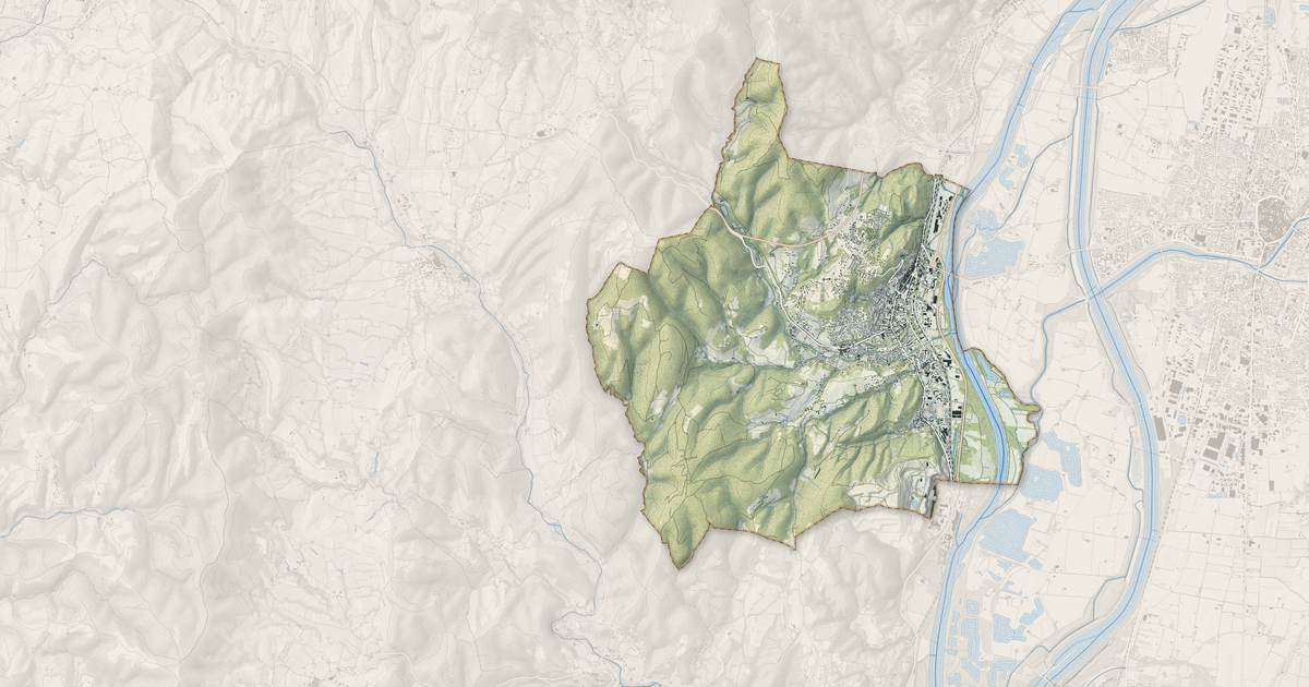 Portrait cartographique de Le Teil : relief, eau, forêts, bâti et voies, calculés à partir des données de l'IGN