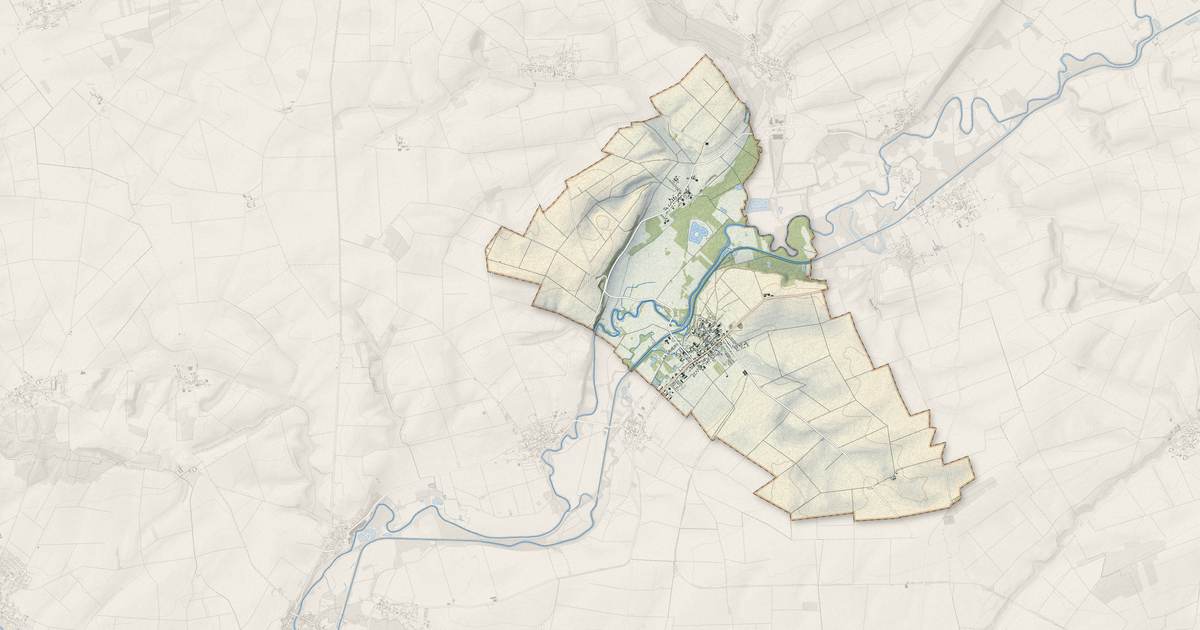 Portrait cartographique de Asfeld : relief, eau, forêts, bâti et voies, calculés à partir des données de l'IGN