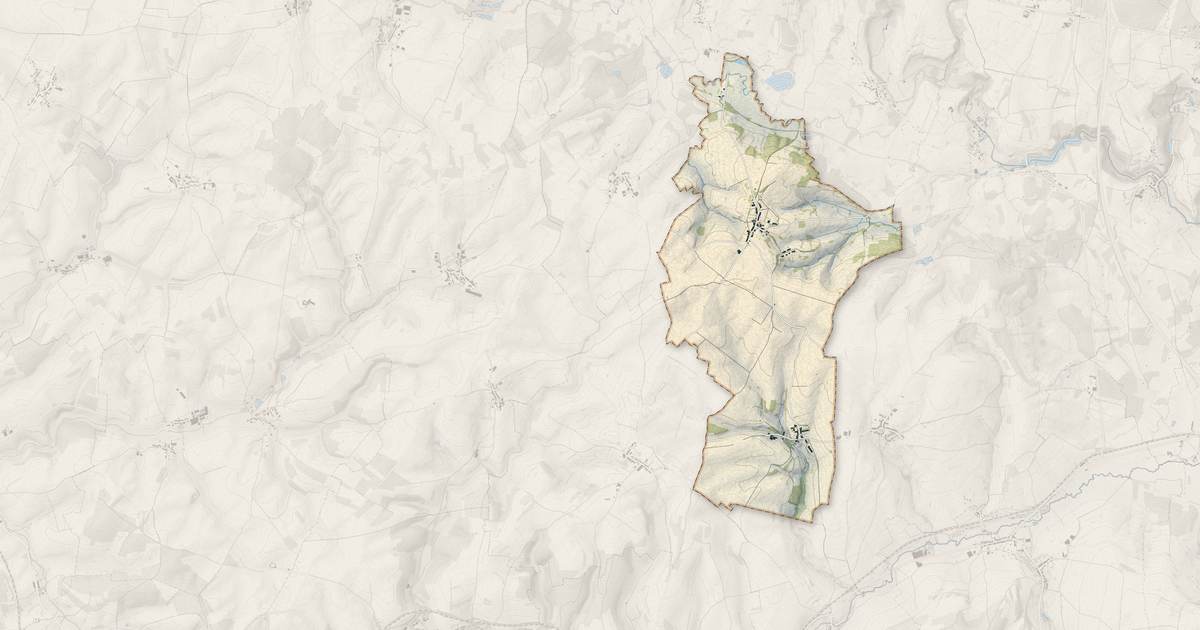 Portrait cartographique de Blombay : relief, eau, forêts, bâti et voies, calculés à partir des données de l'IGN