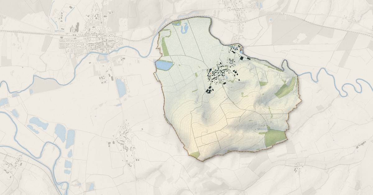 Portrait cartographique de Brévilly : relief, eau, forêts, bâti et voies, calculés à partir des données de l'IGN