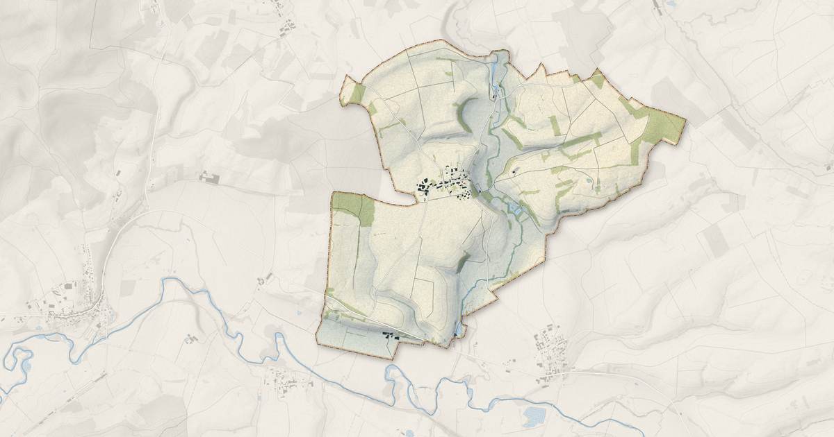 Portrait cartographique de Champigneulle : relief, eau, forêts, bâti et voies, calculés à partir des données de l'IGN