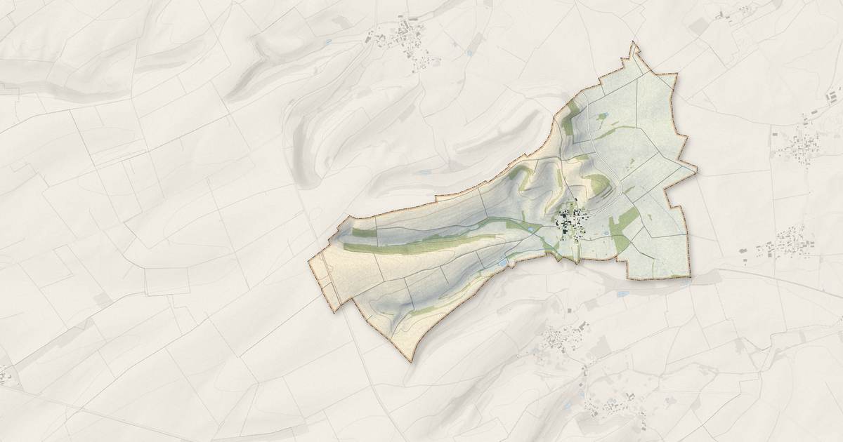 Portrait cartographique de Chardeny : relief, eau, forêts, bâti et voies, calculés à partir des données de l'IGN