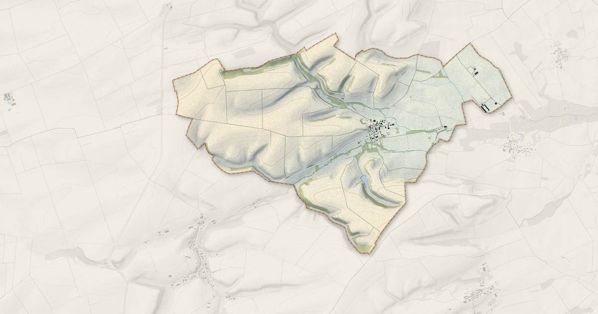 Portrait cartographique de Contreuve : relief, eau, forêts, bâti et voies, calculés à partir des données de l'IGN