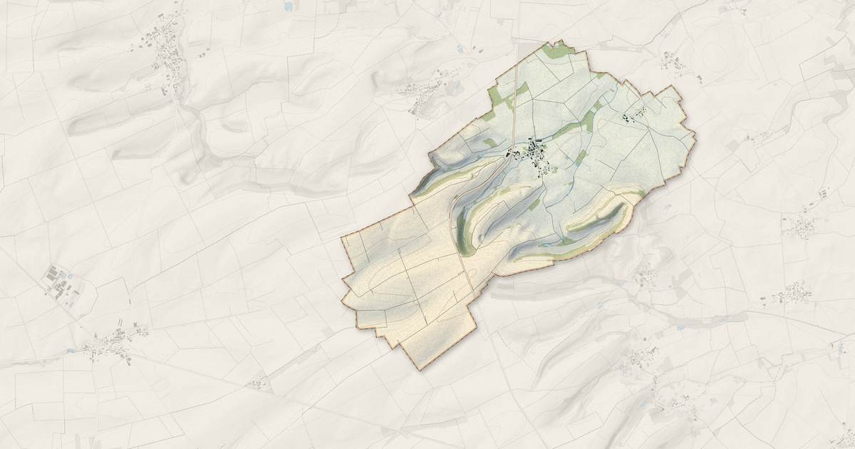 Portrait cartographique de Coulommes-et-Marqueny : relief, eau, forêts, bâti et voies, calculés à partir des données de l'IGN