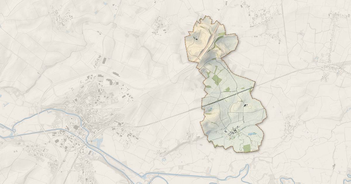 Portrait cartographique de Doux : relief, eau, forêts, bâti et voies, calculés à partir des données de l'IGN