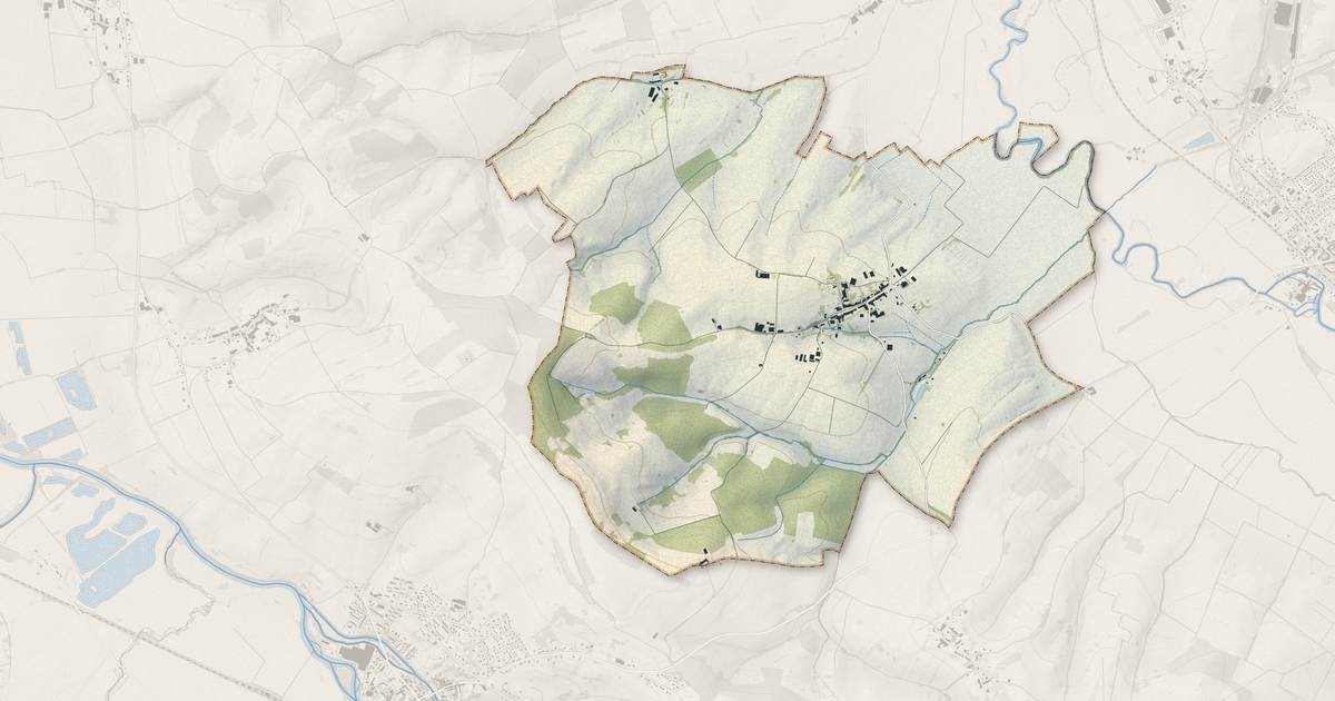Portrait cartographique de Euilly-et-Lombut : relief, eau, forêts, bâti et voies, calculés à partir des données de l'IGN