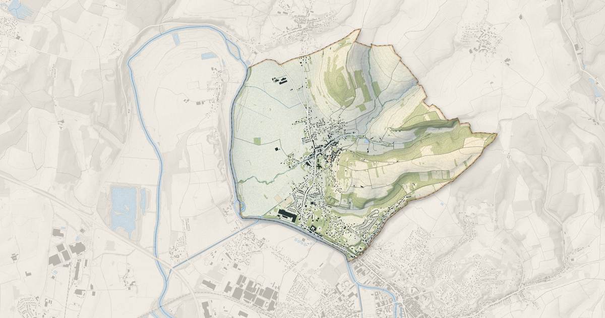 Portrait cartographique de Floing : relief, eau, forêts, bâti et voies, calculés à partir des données de l'IGN