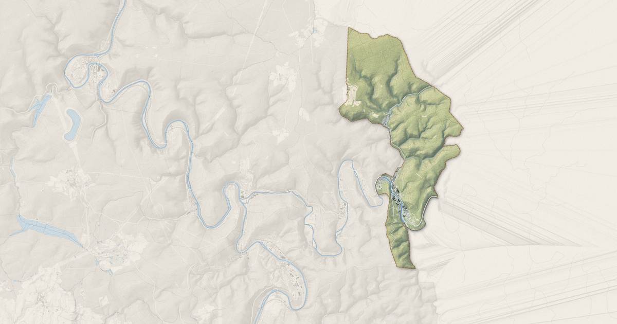 Portrait cartographique de Les Hautes-Rivières : relief, eau, forêts, bâti et voies, calculés à partir des données de l'IGN