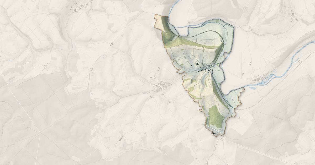 Portrait cartographique de Létanne : relief, eau, forêts, bâti et voies, calculés à partir des données de l'IGN