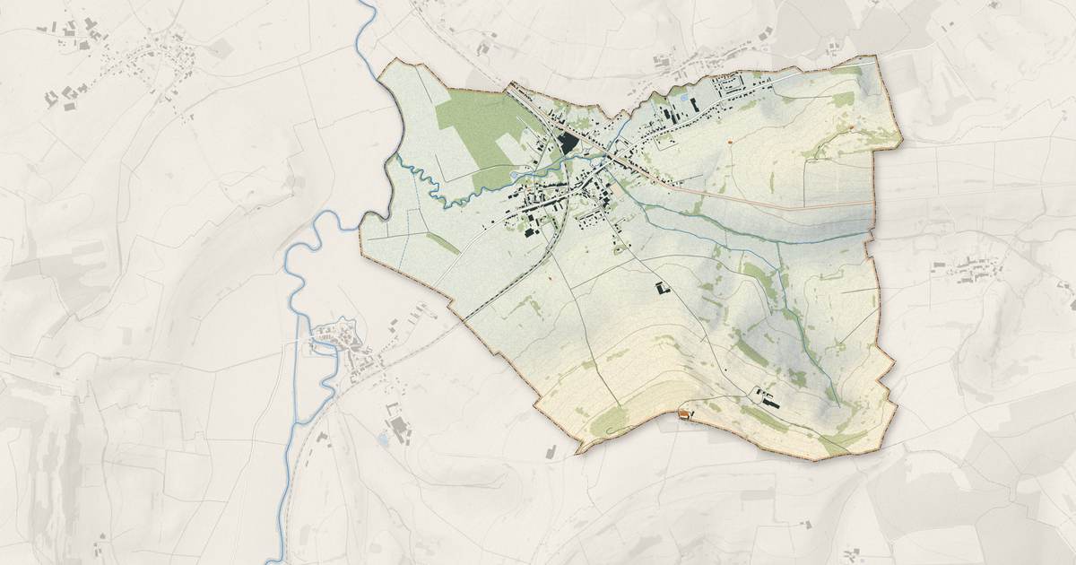 Portrait cartographique de Margut : relief, eau, forêts, bâti et voies, calculés à partir des données de l'IGN