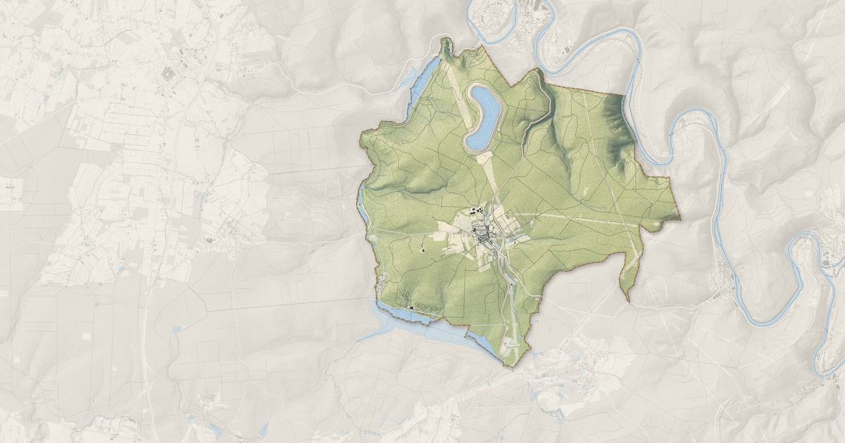 Portrait cartographique de Les Mazures : relief, eau, forêts, bâti et voies, calculés à partir des données de l'IGN