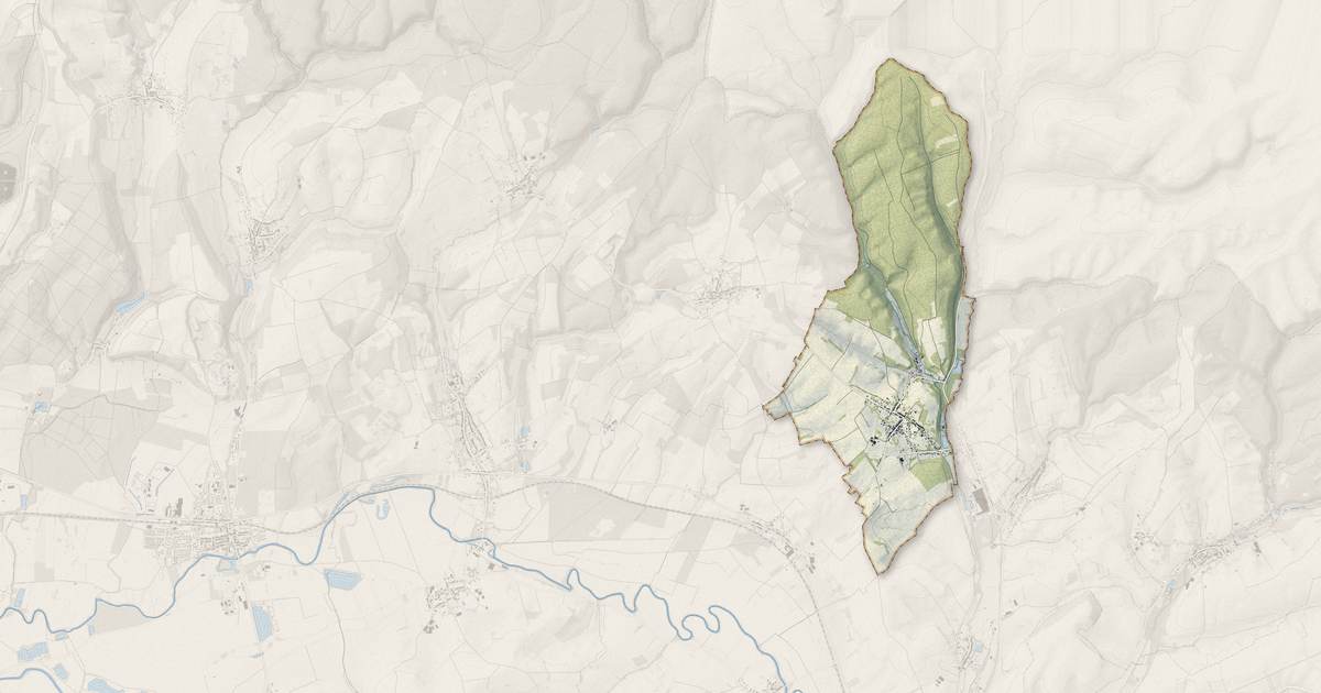 Portrait cartographique de Messincourt : relief, eau, forêts, bâti et voies, calculés à partir des données de l'IGN
