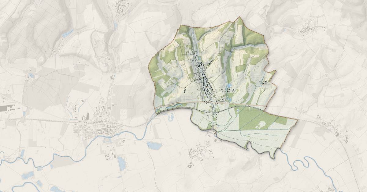 Portrait cartographique de Pouru-Saint-Remy : relief, eau, forêts, bâti et voies, calculés à partir des données de l'IGN