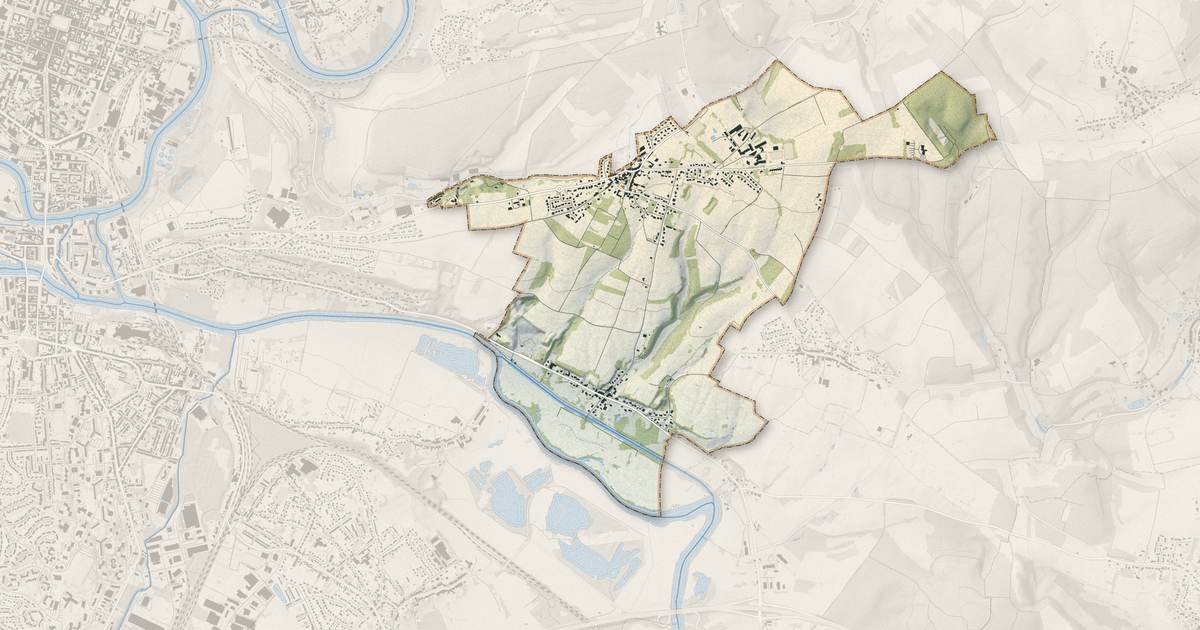 Portrait cartographique de Saint-Laurent : relief, eau, forêts, bâti et voies, calculés à partir des données de l'IGN