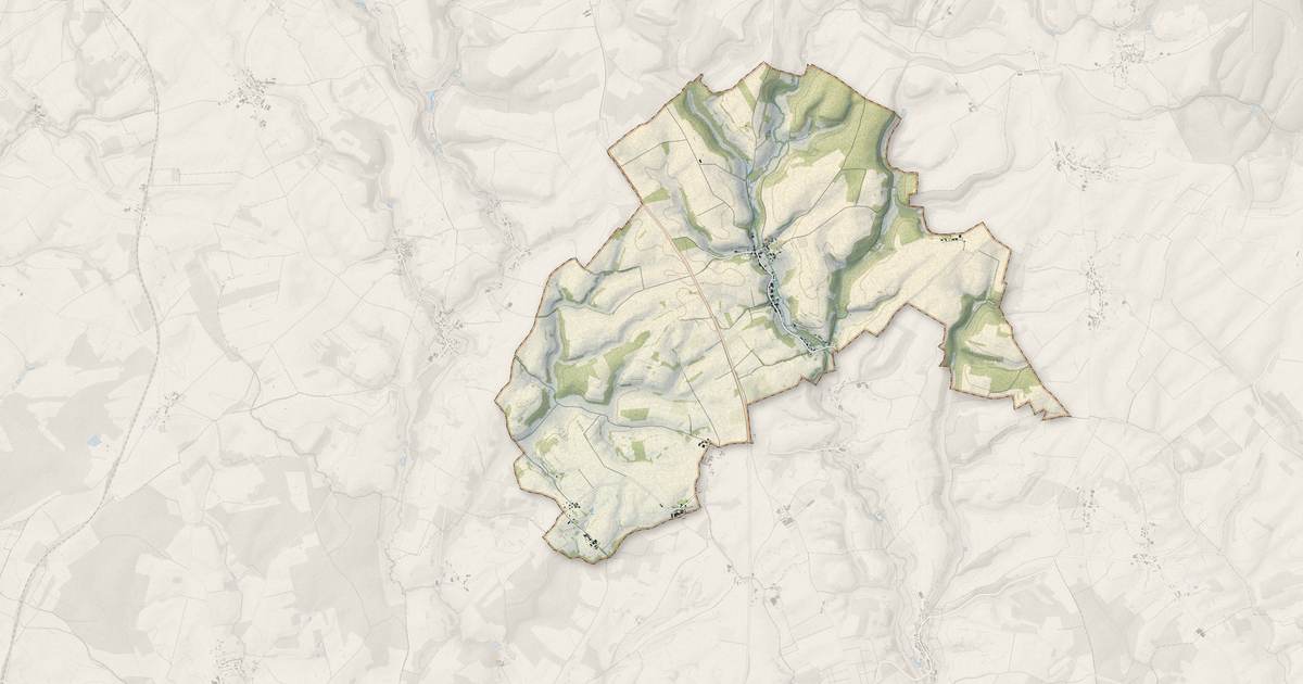 Portrait cartographique de Saint-Loup-Terrier : relief, eau, forêts, bâti et voies, calculés à partir des données de l'IGN