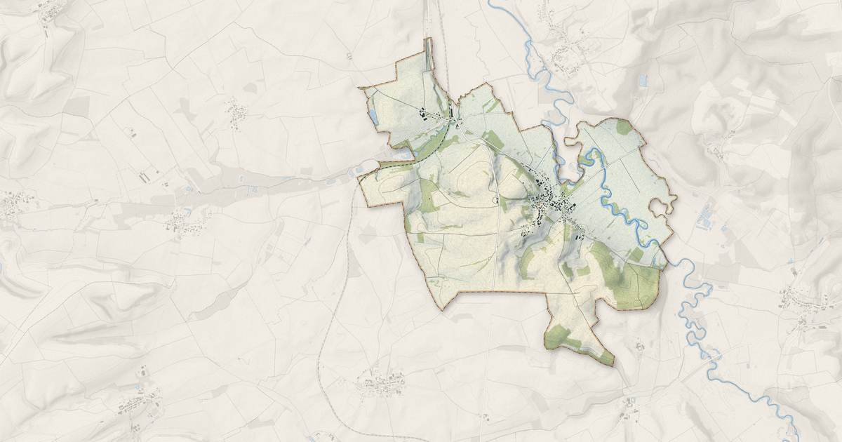 Portrait cartographique de Savigny-sur-Aisne : relief, eau, forêts, bâti et voies, calculés à partir des données de l'IGN