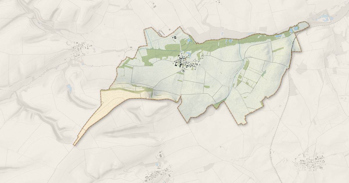Portrait cartographique de Sugny : relief, eau, forêts, bâti et voies, calculés à partir des données de l'IGN