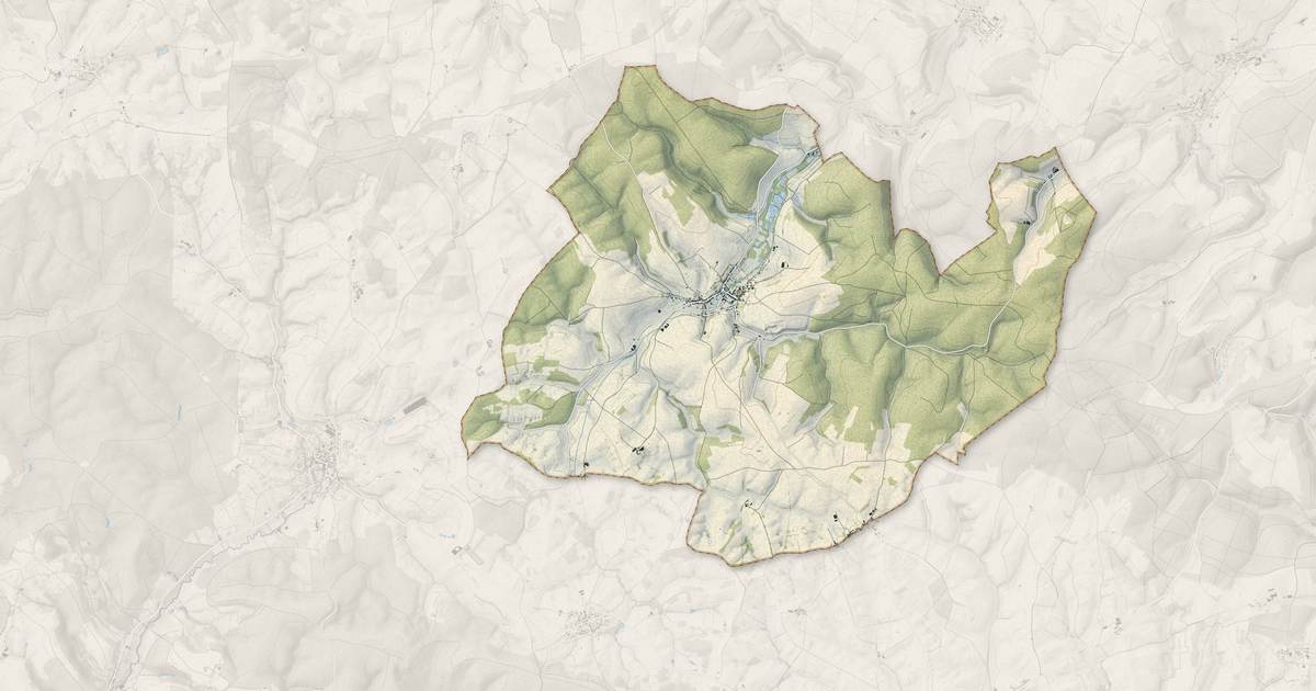 Portrait cartographique de Thin-le-Moutier : relief, eau, forêts, bâti et voies, calculés à partir des données de l'IGN