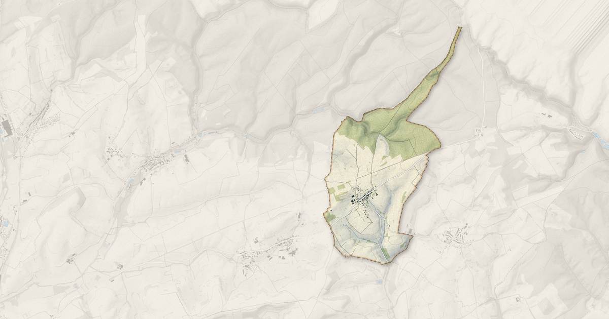 Portrait cartographique de Tremblois-lès-Carignan : relief, eau, forêts, bâti et voies, calculés à partir des données de l'IGN