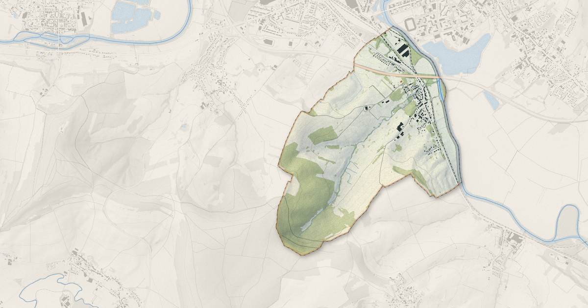 Portrait cartographique de Wadelincourt : relief, eau, forêts, bâti et voies, calculés à partir des données de l'IGN