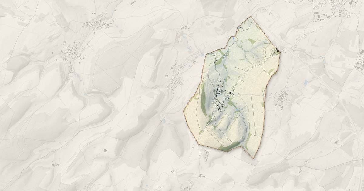 Portrait cartographique de Warnécourt : relief, eau, forêts, bâti et voies, calculés à partir des données de l'IGN
