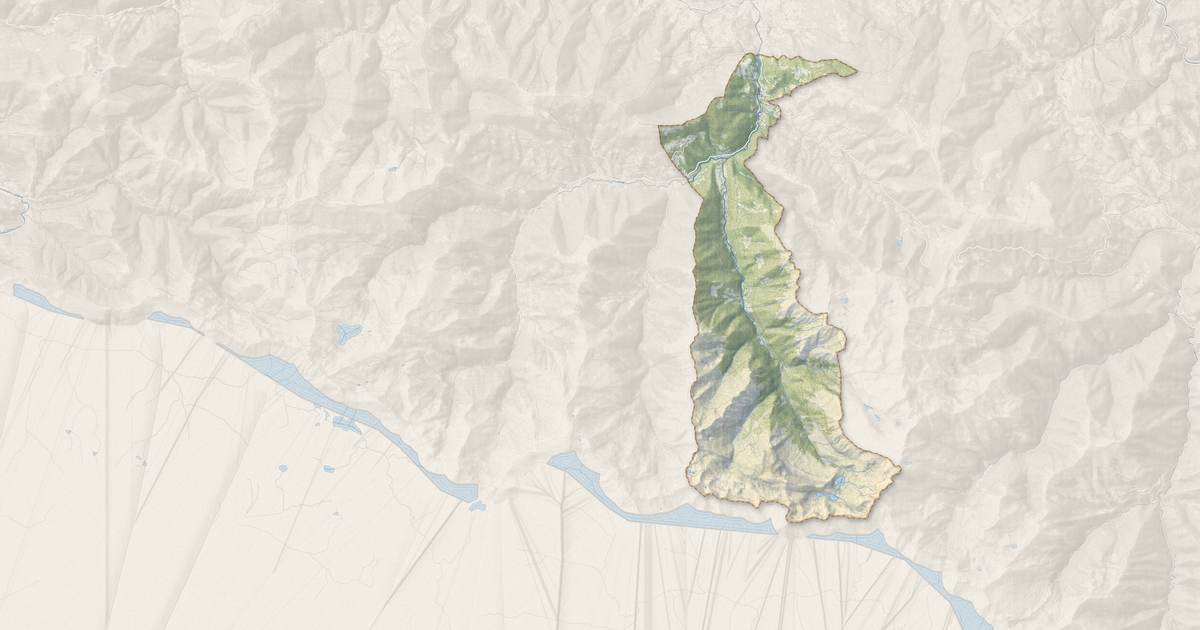 Portrait cartographique de Bordes-Uchentein : relief, eau, forêts, bâti et voies, calculés à partir des données de l'IGN