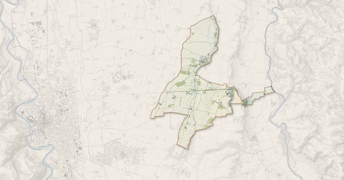 Portrait cartographique de Le Carlaret : relief, eau, forêts, bâti et voies, calculés à partir des données de l'IGN