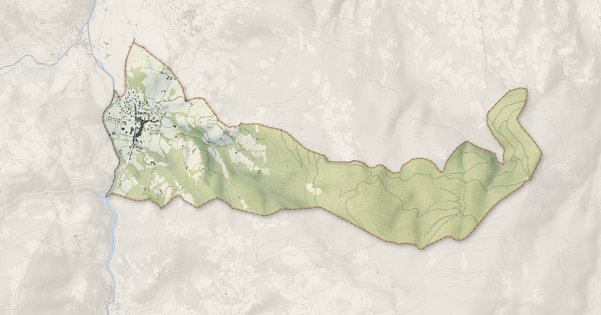 Portrait cartographique de Castillon-en-Couserans : relief, eau, forêts, bâti et voies, calculés à partir des données de l'IGN