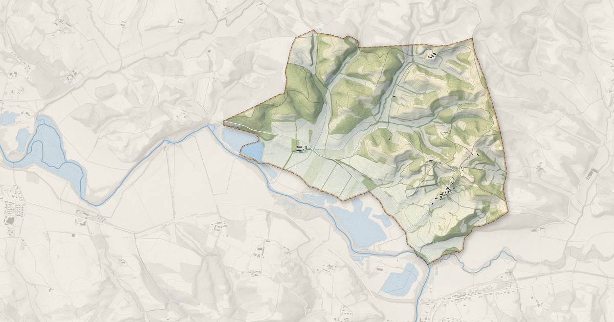 Portrait cartographique de Cazals-des-Baylès : relief, eau, forêts, bâti et voies, calculés à partir des données de l'IGN