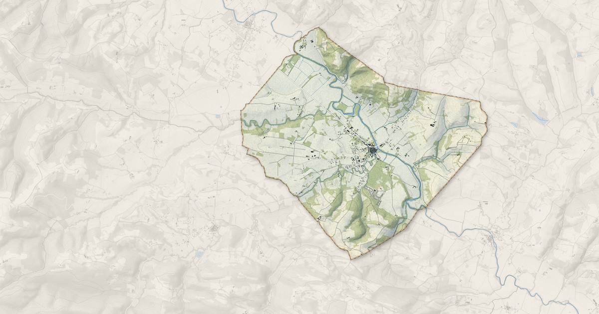 Portrait cartographique de Daumazan-sur-Arize : relief, eau, forêts, bâti et voies, calculés à partir des données de l'IGN
