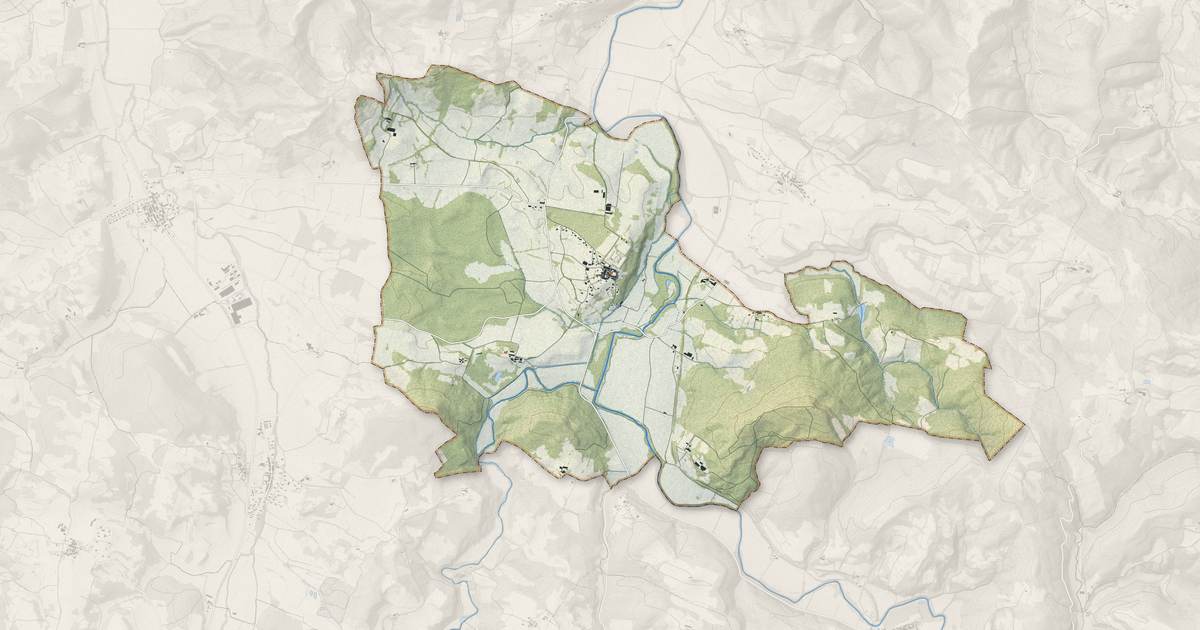Portrait cartographique de Lagarde : relief, eau, forêts, bâti et voies, calculés à partir des données de l'IGN
