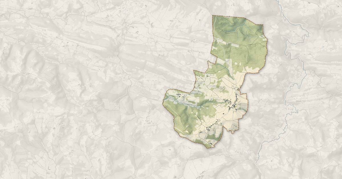 Portrait cartographique de Lasserre : relief, eau, forêts, bâti et voies, calculés à partir des données de l'IGN