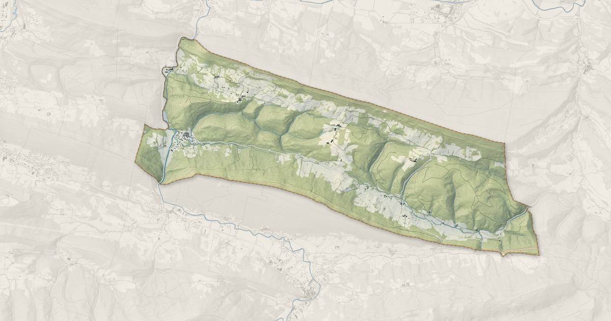 Portrait cartographique de Lesparrou : relief, eau, forêts, bâti et voies, calculés à partir des données de l'IGN