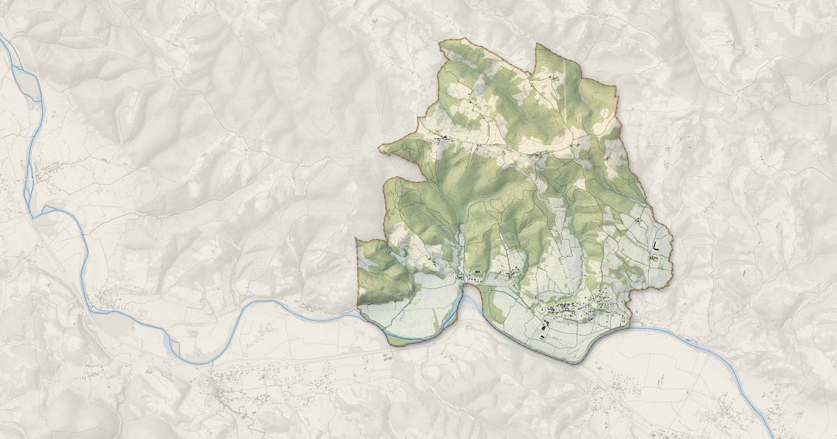 Portrait cartographique de Mercenac : relief, eau, forêts, bâti et voies, calculés à partir des données de l'IGN