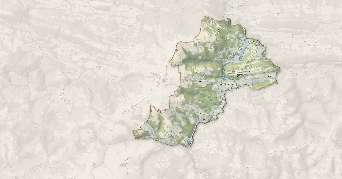 Portrait cartographique de Montardit : relief, eau, forêts, bâti et voies, calculés à partir des données de l'IGN
