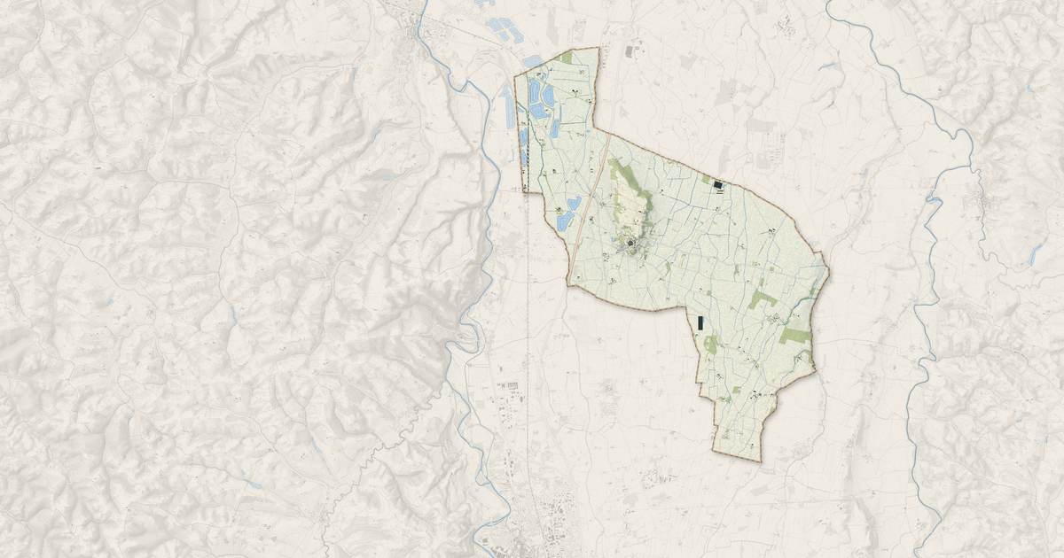 Portrait cartographique de Montaut : relief, eau, forêts, bâti et voies, calculés à partir des données de l'IGN